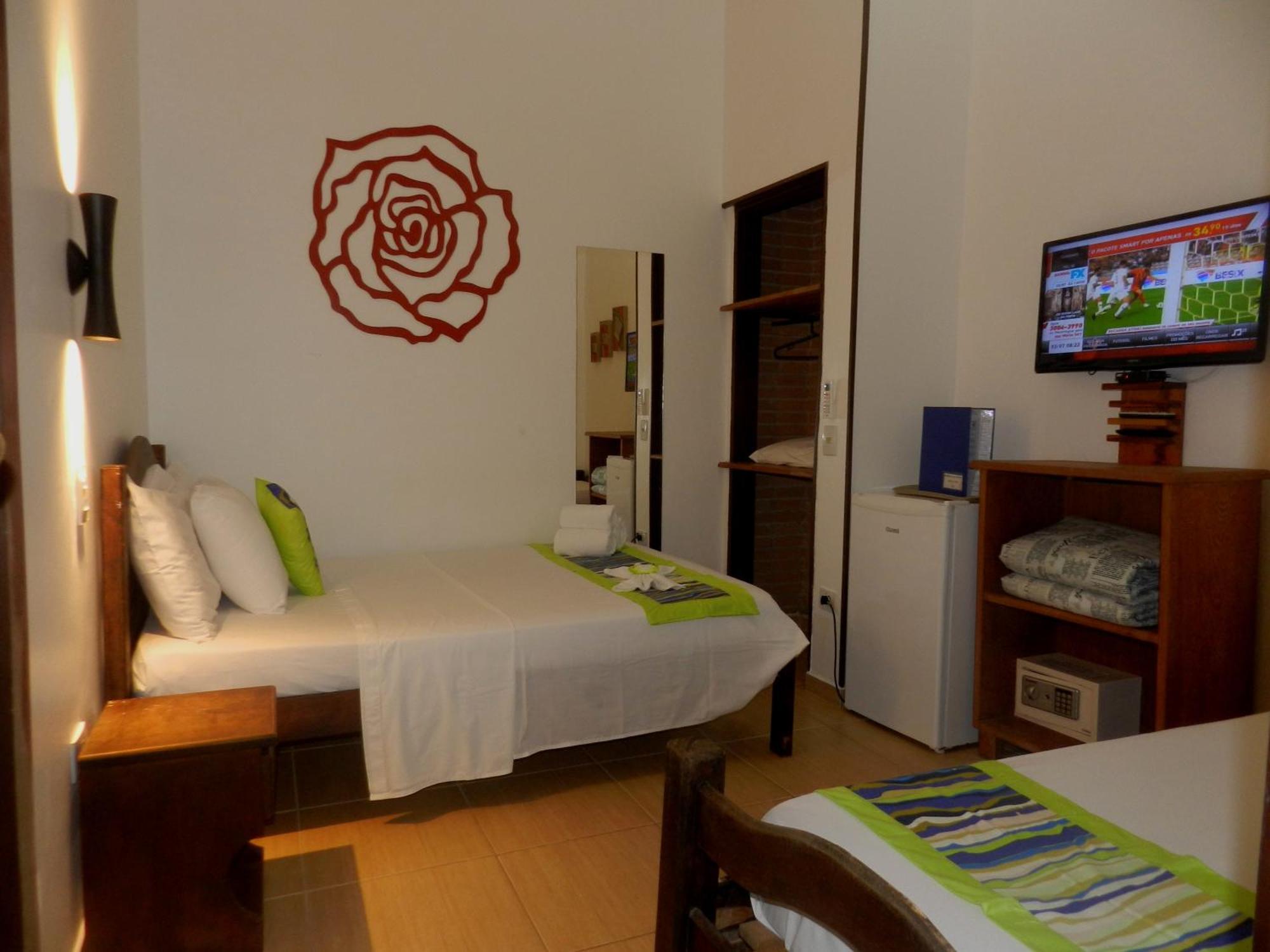 Hotel Bosques Do Massaguacu Caraguatatuba Rom bilde